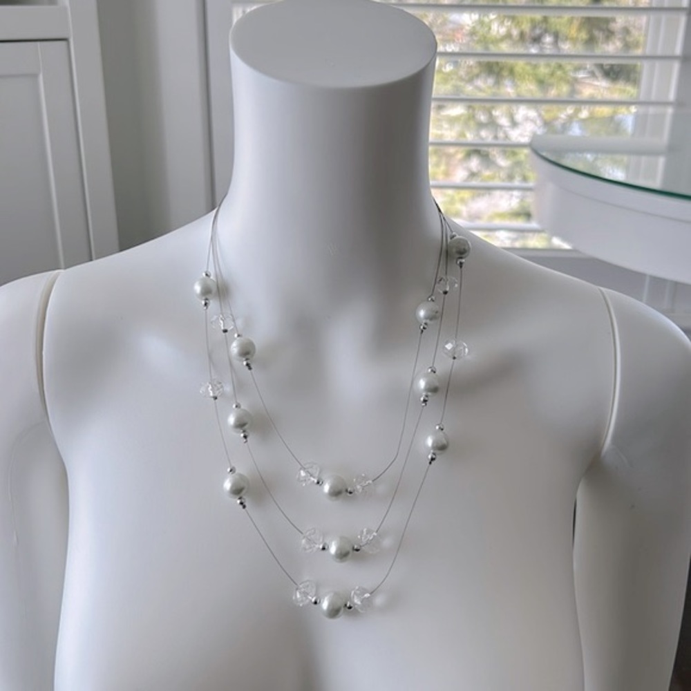 Floating Illusion Pearl Stone 3-Strand Beaded Wire Necklace, Fashion Jewellery